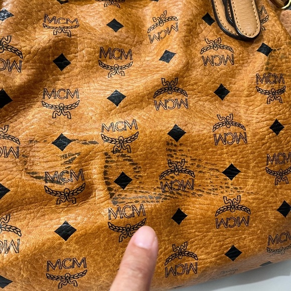 MCM COGNAC VISETOS DRAWSTRING BAG - Picture 12 of 16